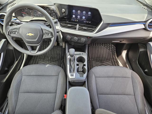 2024 Chevrolet Trax LS photo 16