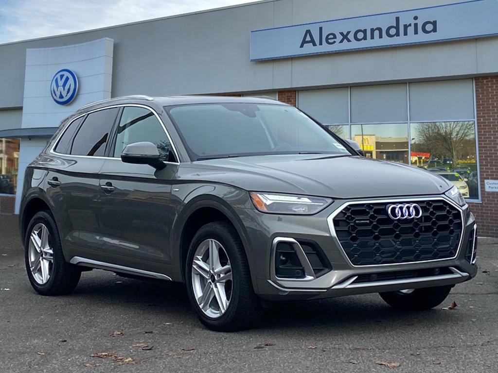 2024 Audi Q5 Premium's photo