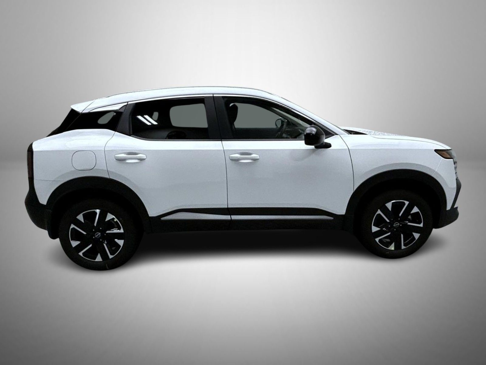 2026 Nissan Kicks SV photo 3