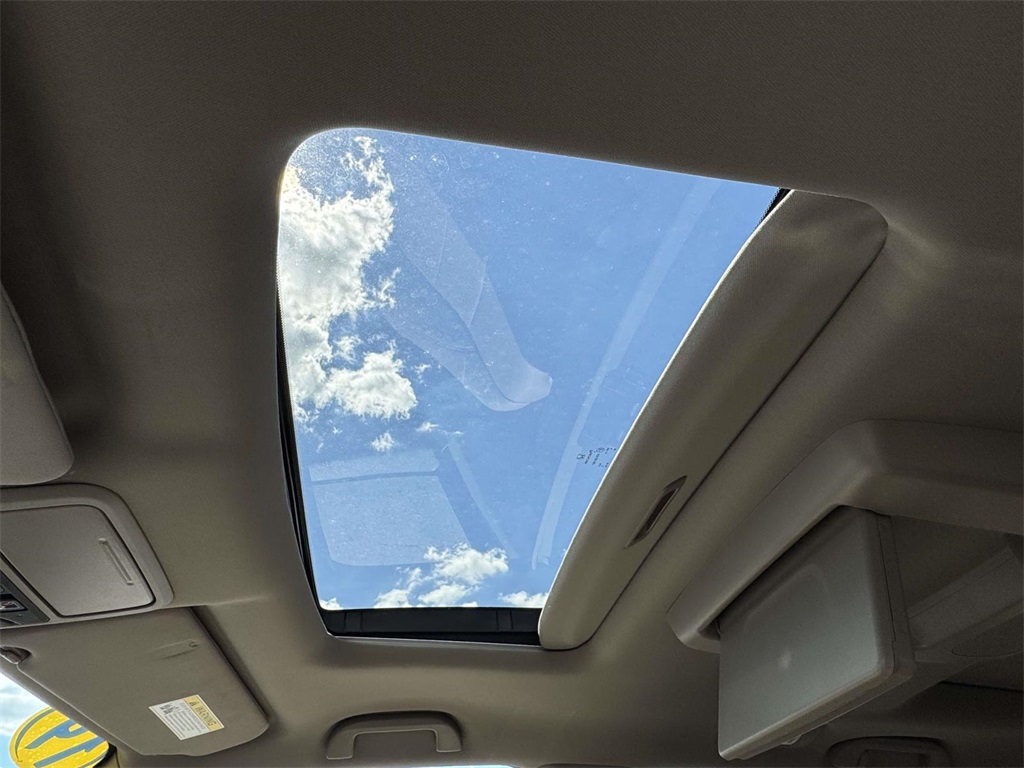 2019 Honda Pilot Elite photo 4
