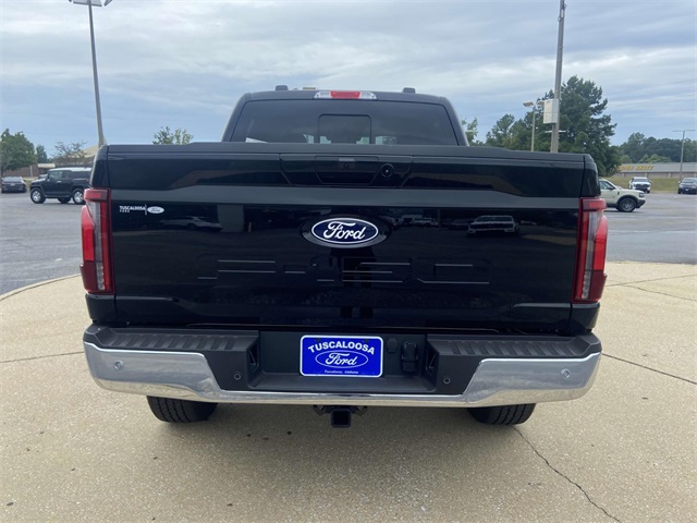 2025 Ford F-150 Lariat photo 3