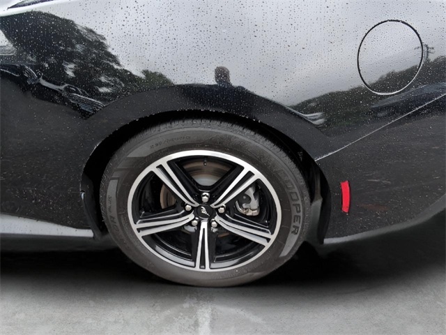 2024 Ford Mustang EcoBoost Premium photo 9