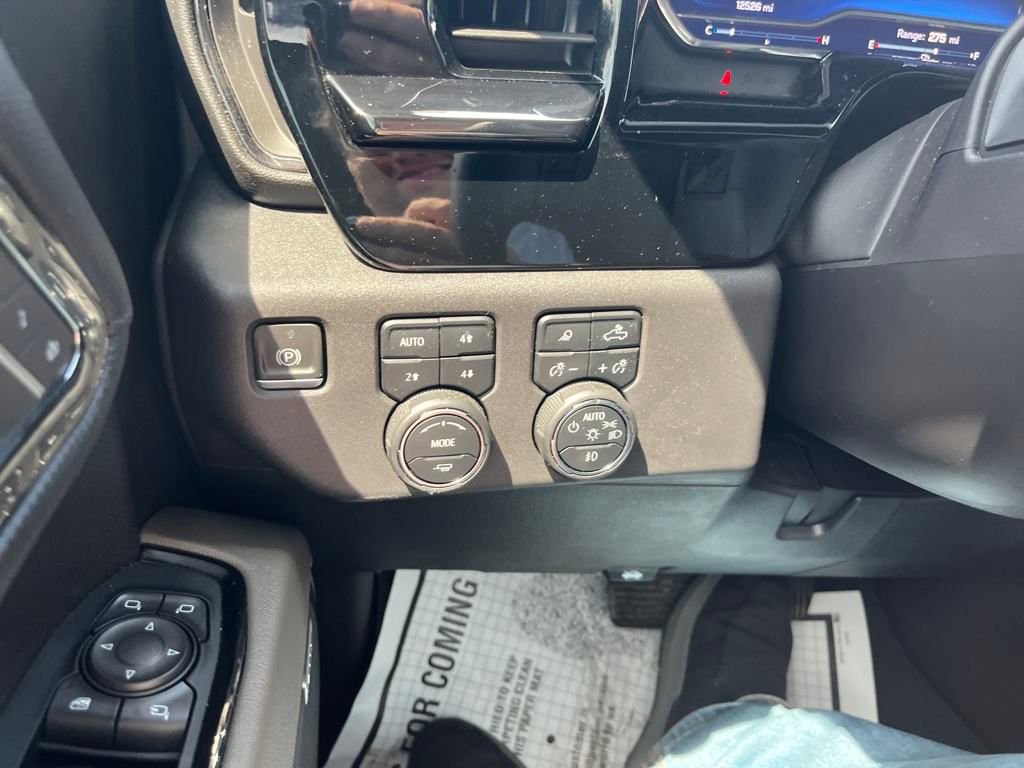2024 Chevrolet Silverado 1500 ZR2 photo 12