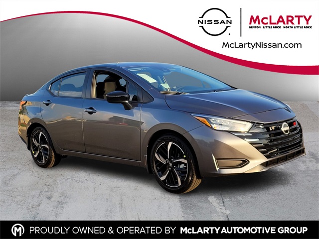 2025 Nissan Versa Sedan SR's photo