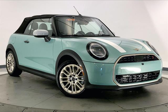 2026 MINI Convertible S's photo