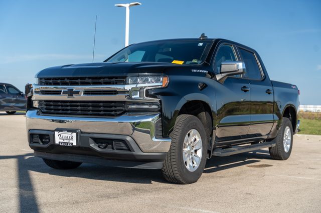 2021 Chevrolet Silverado 1500 LT photo 3