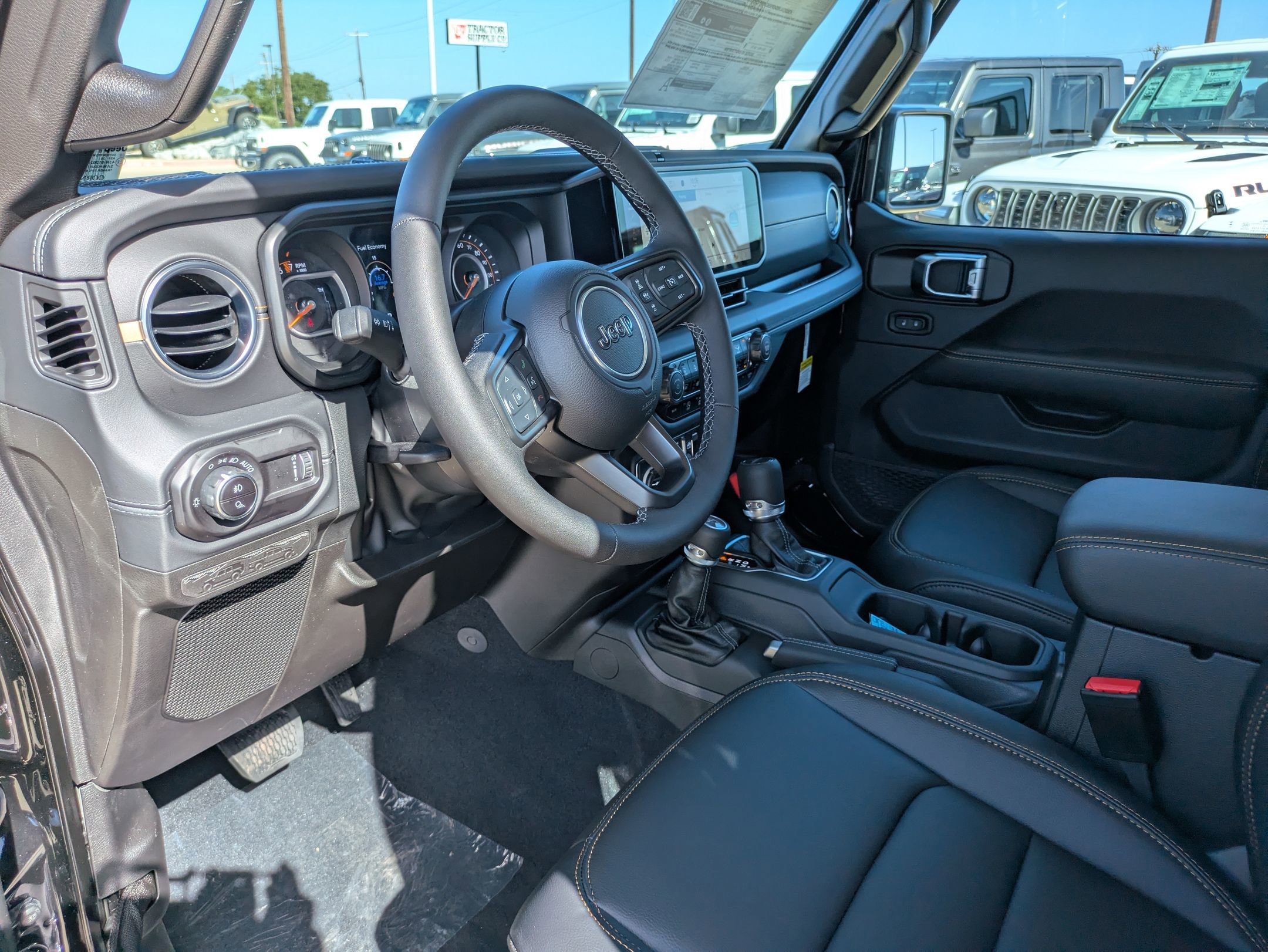 2025 Jeep Gladiator Sport photo 9