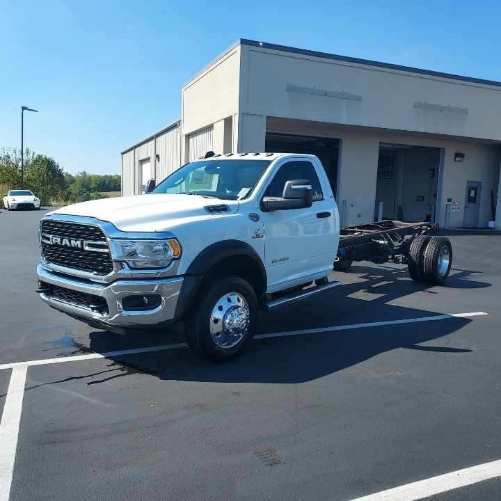 2024 RAM Ram 5500 Chassis Cab SLT's photo