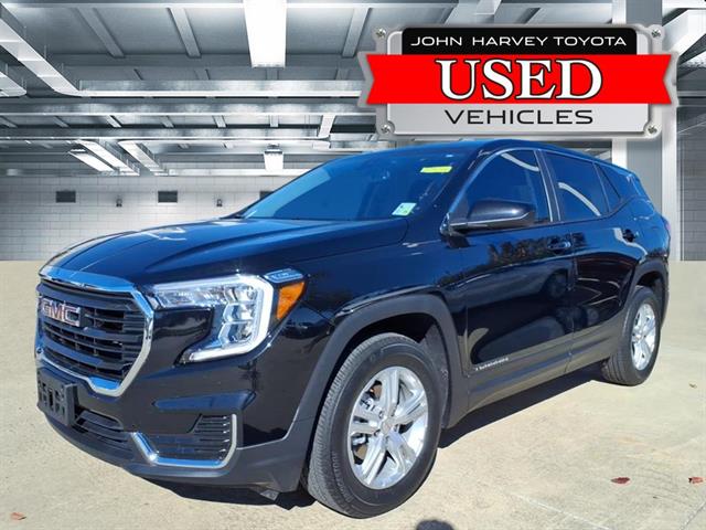 2024 GMC Terrain SLE's photo