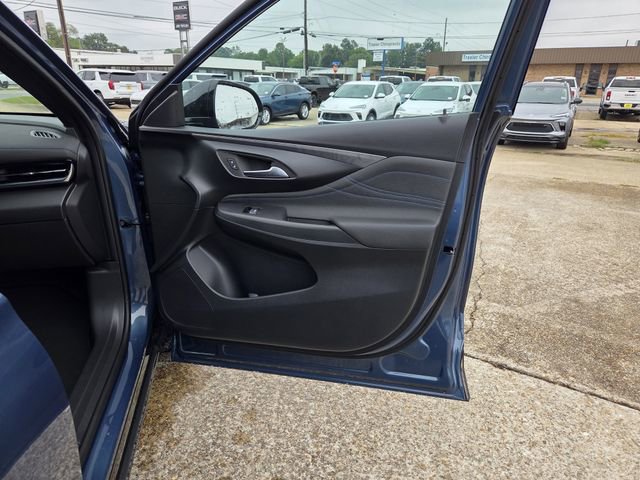 2025 Buick Envista ST photo 33