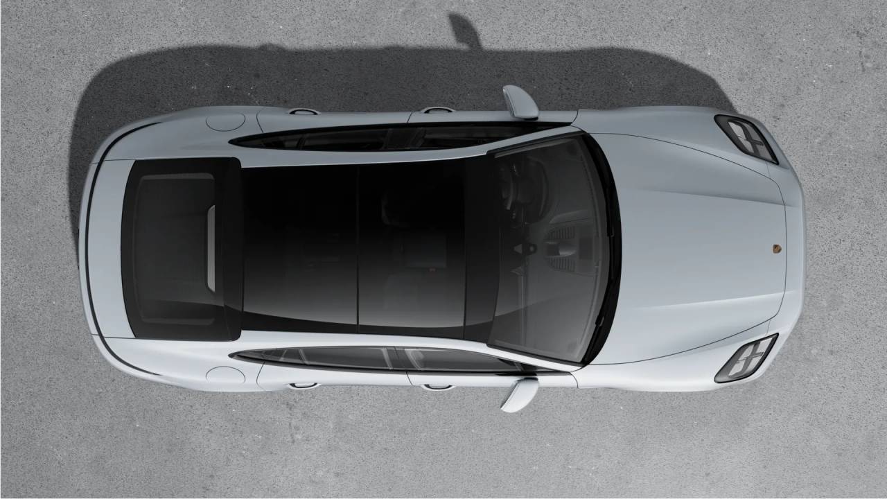 2026 Porsche Panamera 4 E-Hybrid photo 4