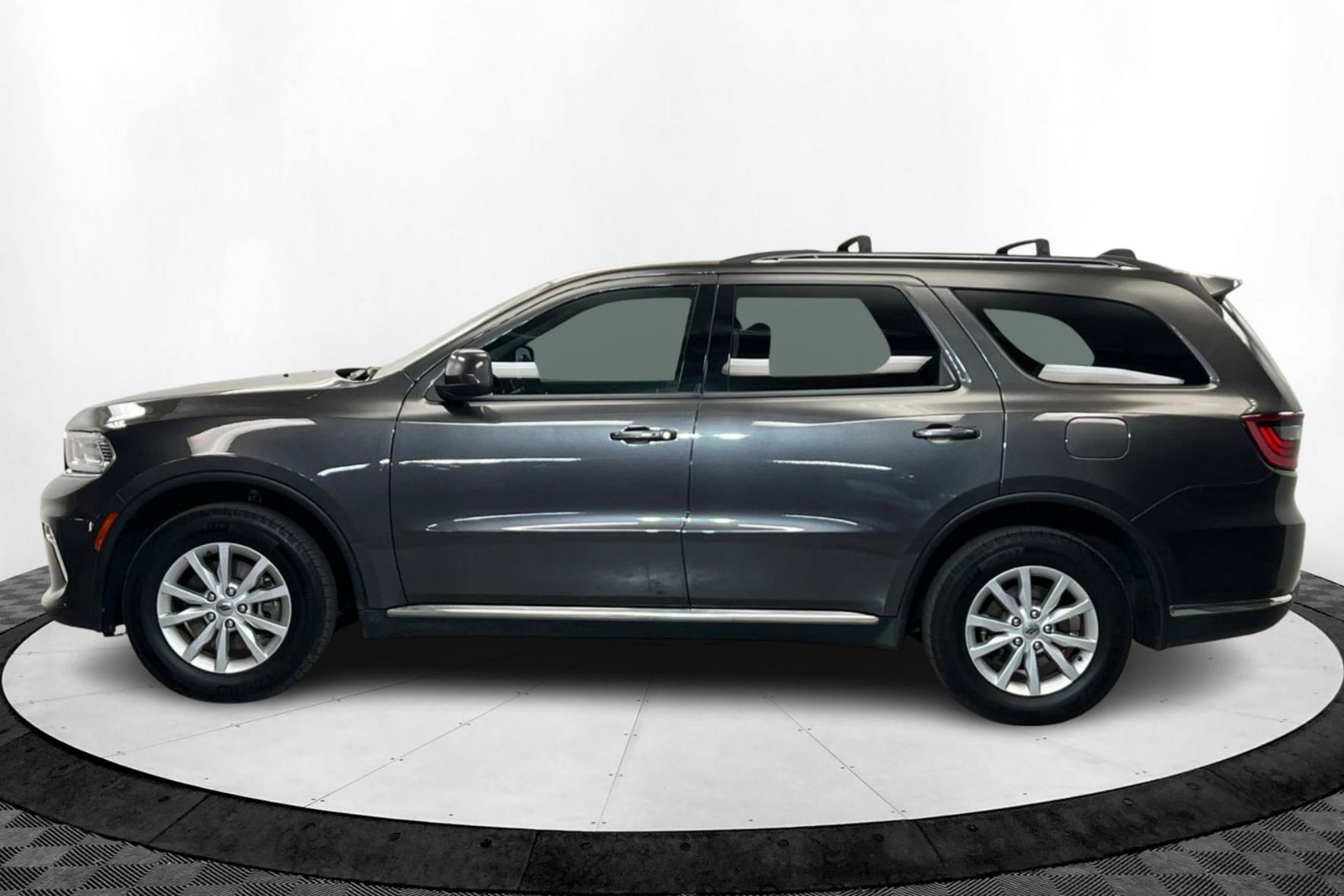2021 Dodge Durango SXT Plus photo 2