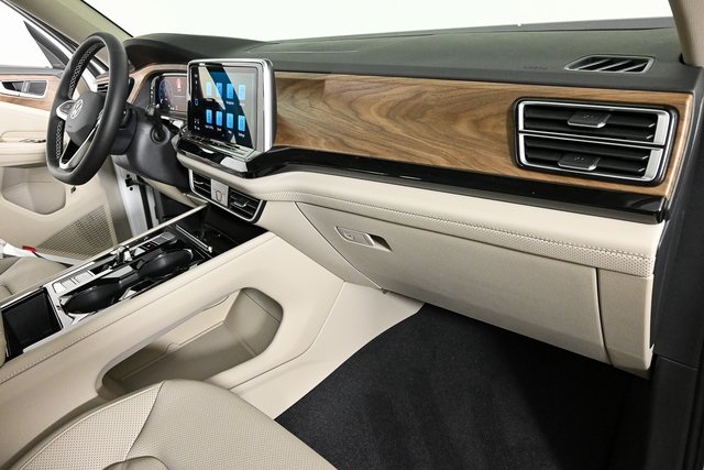 2026 Volkswagen Atlas SE Technology photo 22