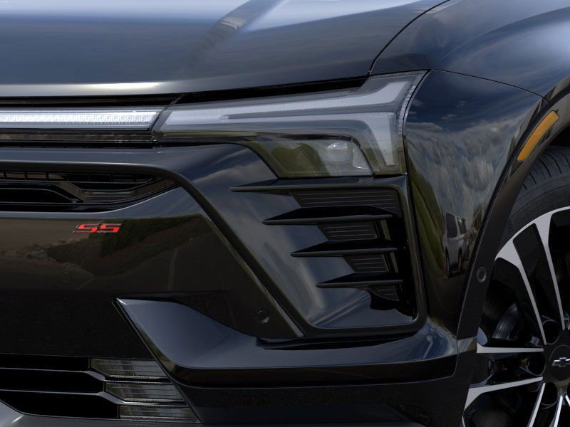 2025 Chevrolet Blazer EV photo 9
