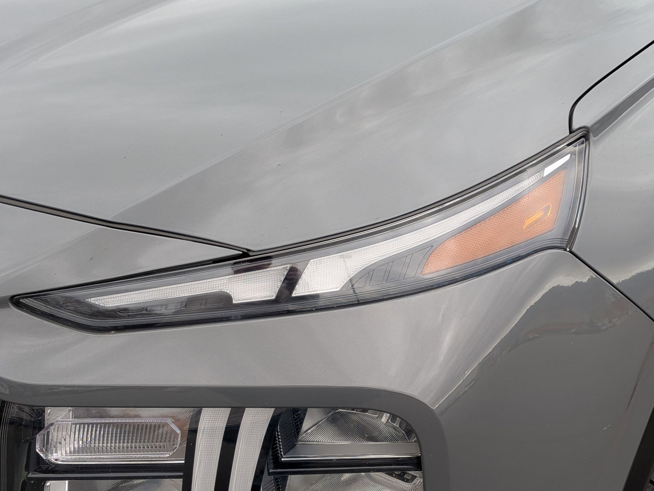 2023 Hyundai Santa Fe SEL Premium photo 3