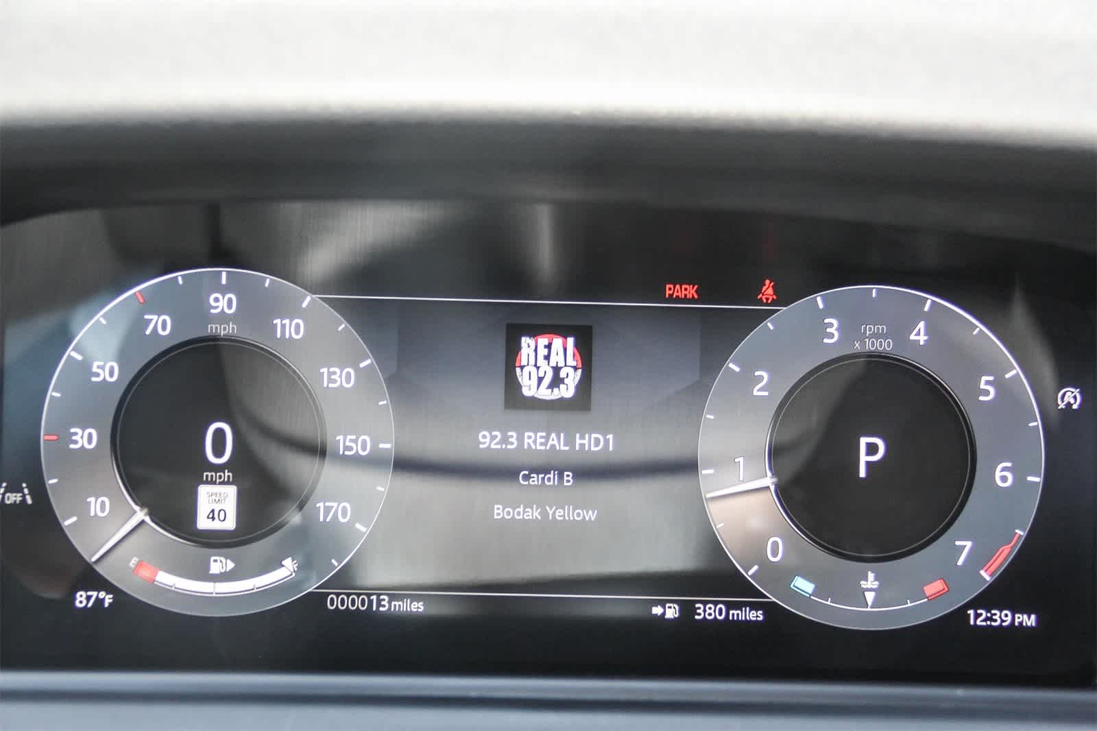 2026 Land Rover Range Rover Velar S photo 21