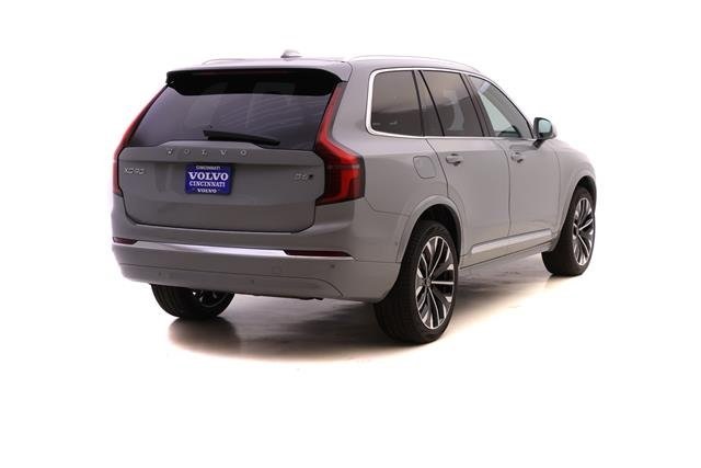 2026 Volvo XC90 Plus photo 4