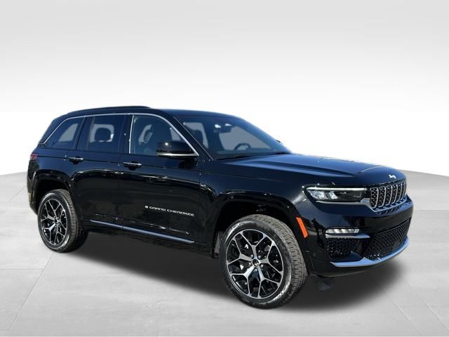 2025 Jeep Grand Cherokee Summit Reserve photo 9