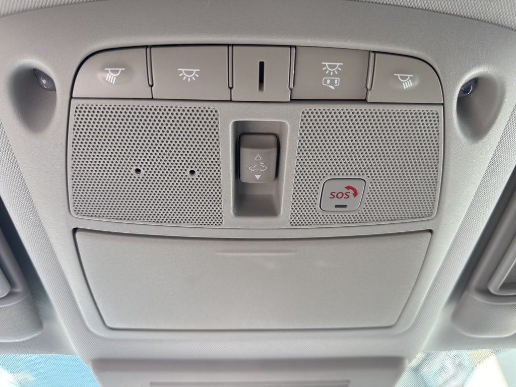 2019 Nissan Armada SL photo 48