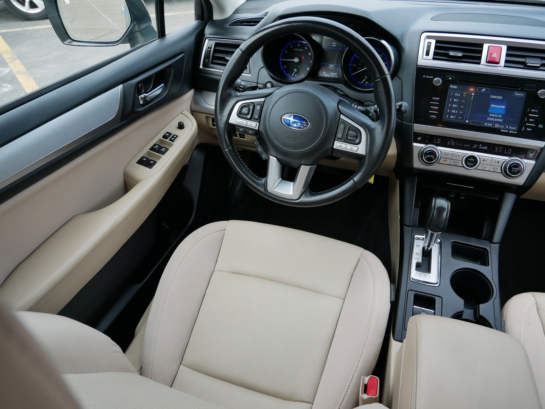 2016 Subaru Legacy 2.5i Premium photo 9