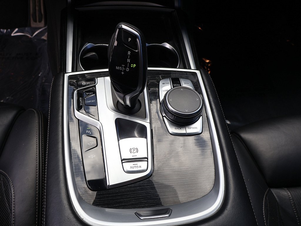 2020 Bmw 740i xDrive Sedan photo 49
