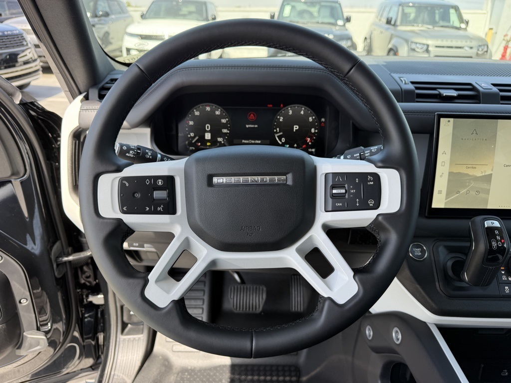 2025 Land Rover Defender 130 S photo 16