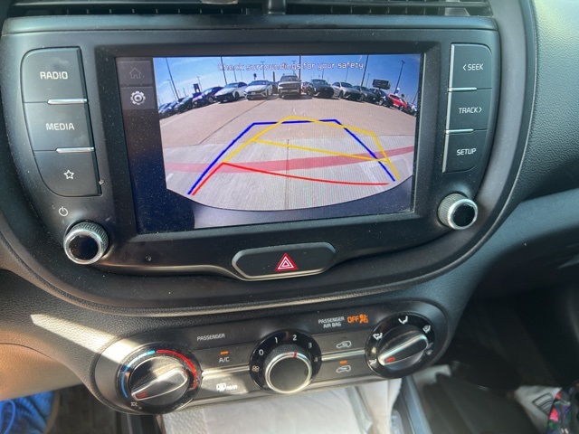 2022 Kia Soul LX photo 11