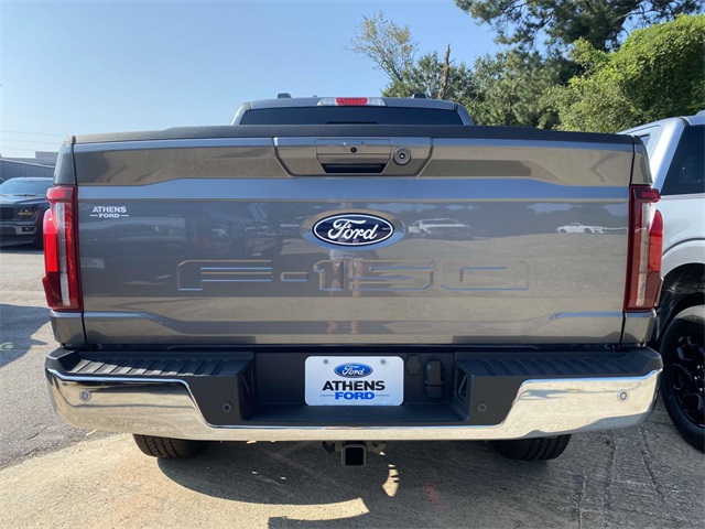 2025 Ford F-150 Lariat photo 3