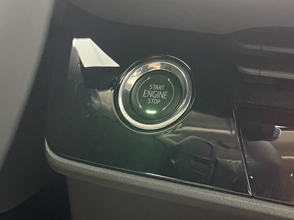 2025 Buick Envision Sport Touring photo 4