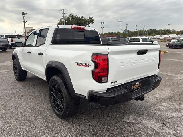 2026 Chevrolet Colorado Trail Boss photo 3