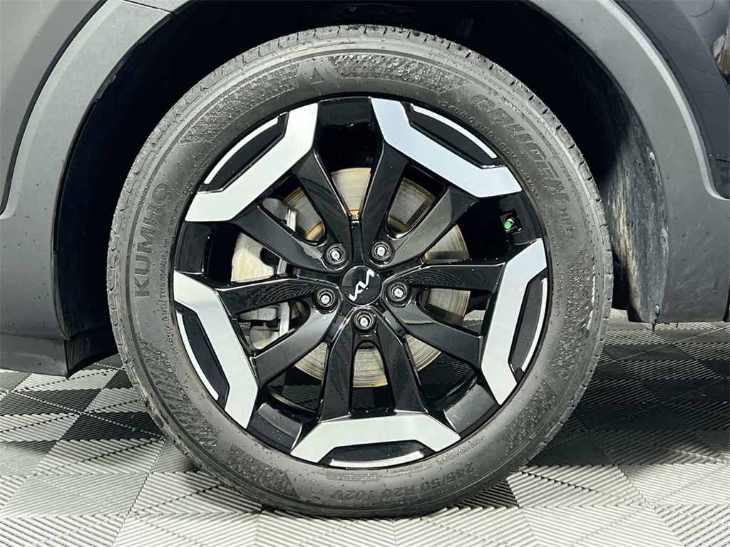 2025 Kia Telluride S photo 8