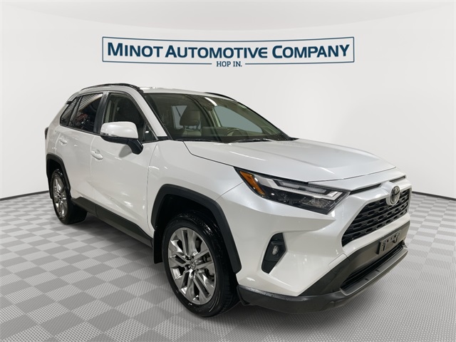 2023 Toyota RAV4 XLE Premium's photo