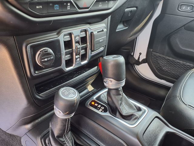 2022 Jeep Wrangler Unlimited Sahara 4xe photo 30