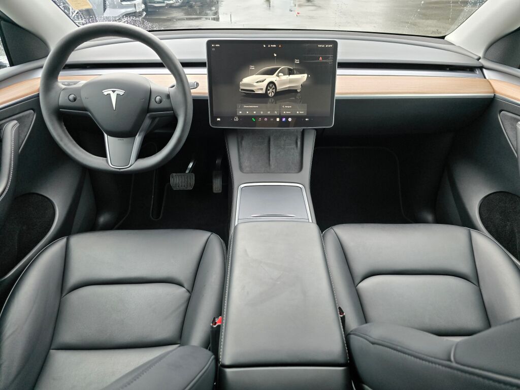 2023 Tesla Model Y Long Range photo 19