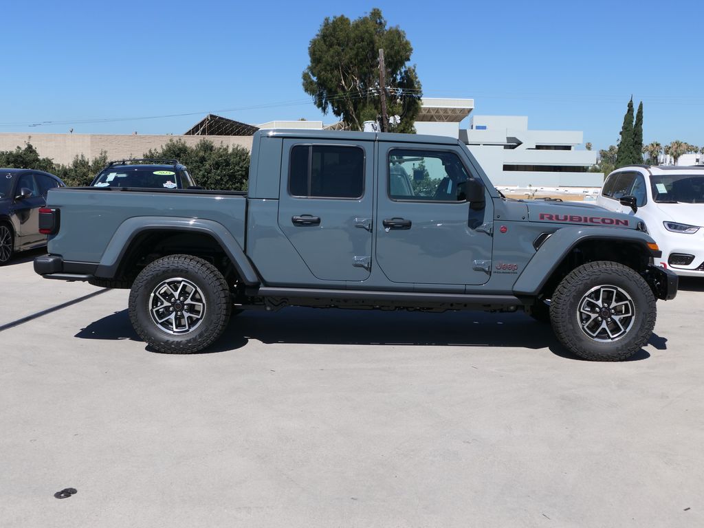 2025 Jeep Gladiator Rubicon photo 2