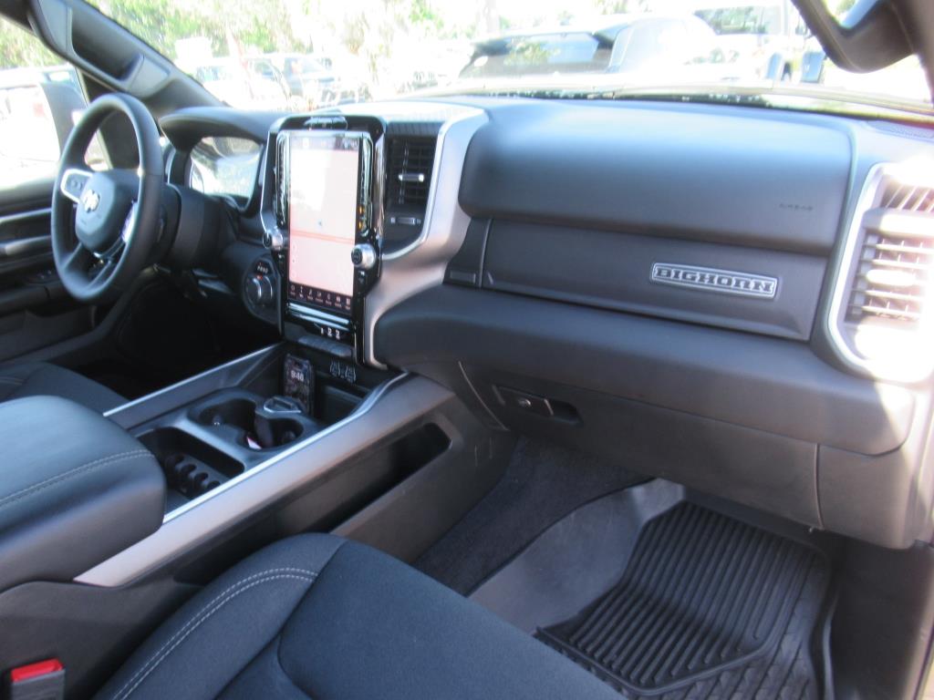 2025 Ram 1500 Big Horn Lone Star photo 4