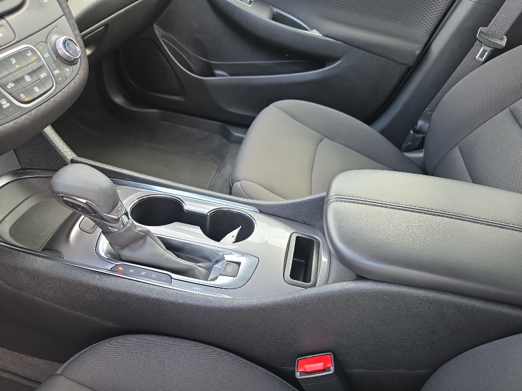 2023 Chevrolet Malibu 1LT photo 25