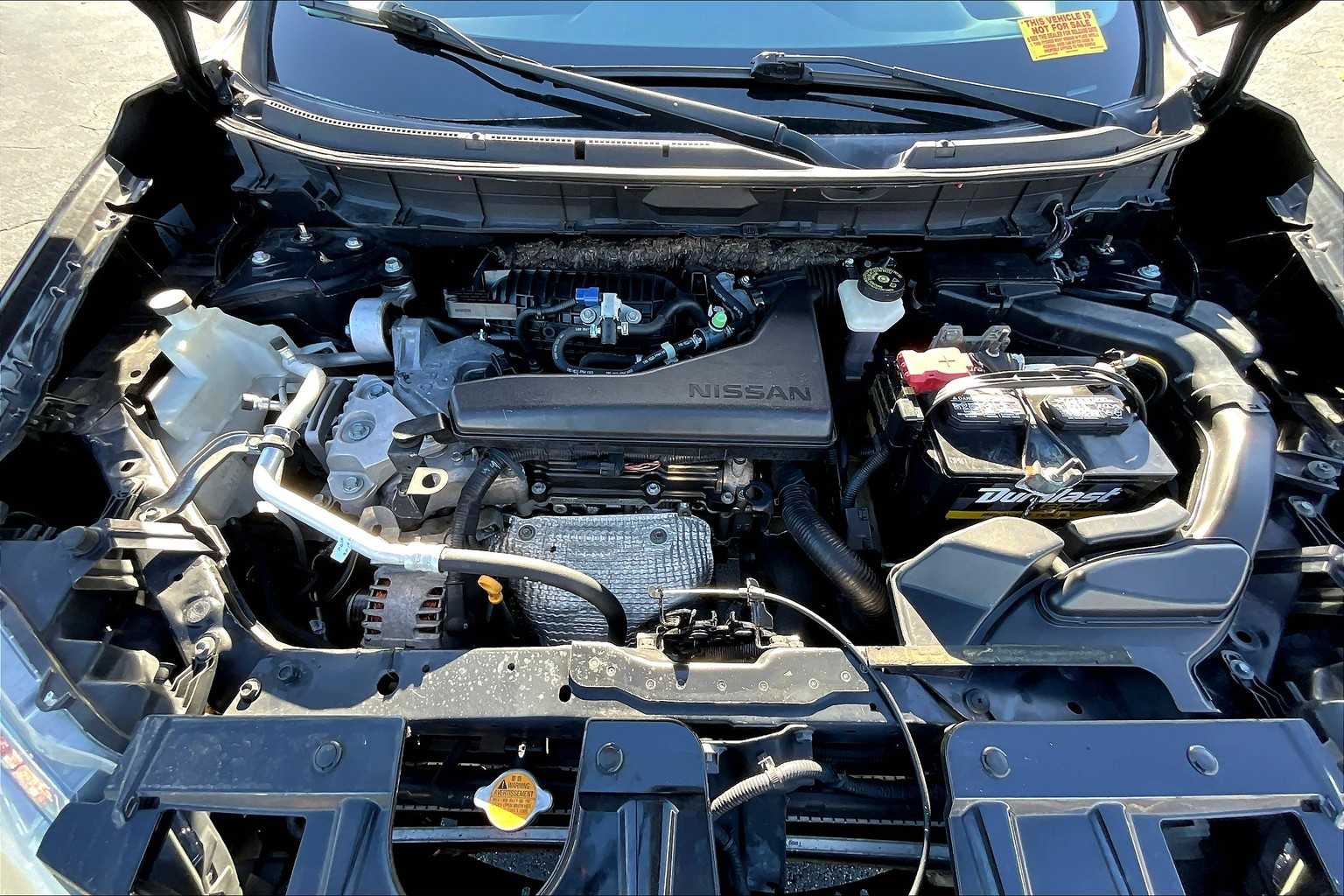 2015 Nissan Rogue SV photo 26