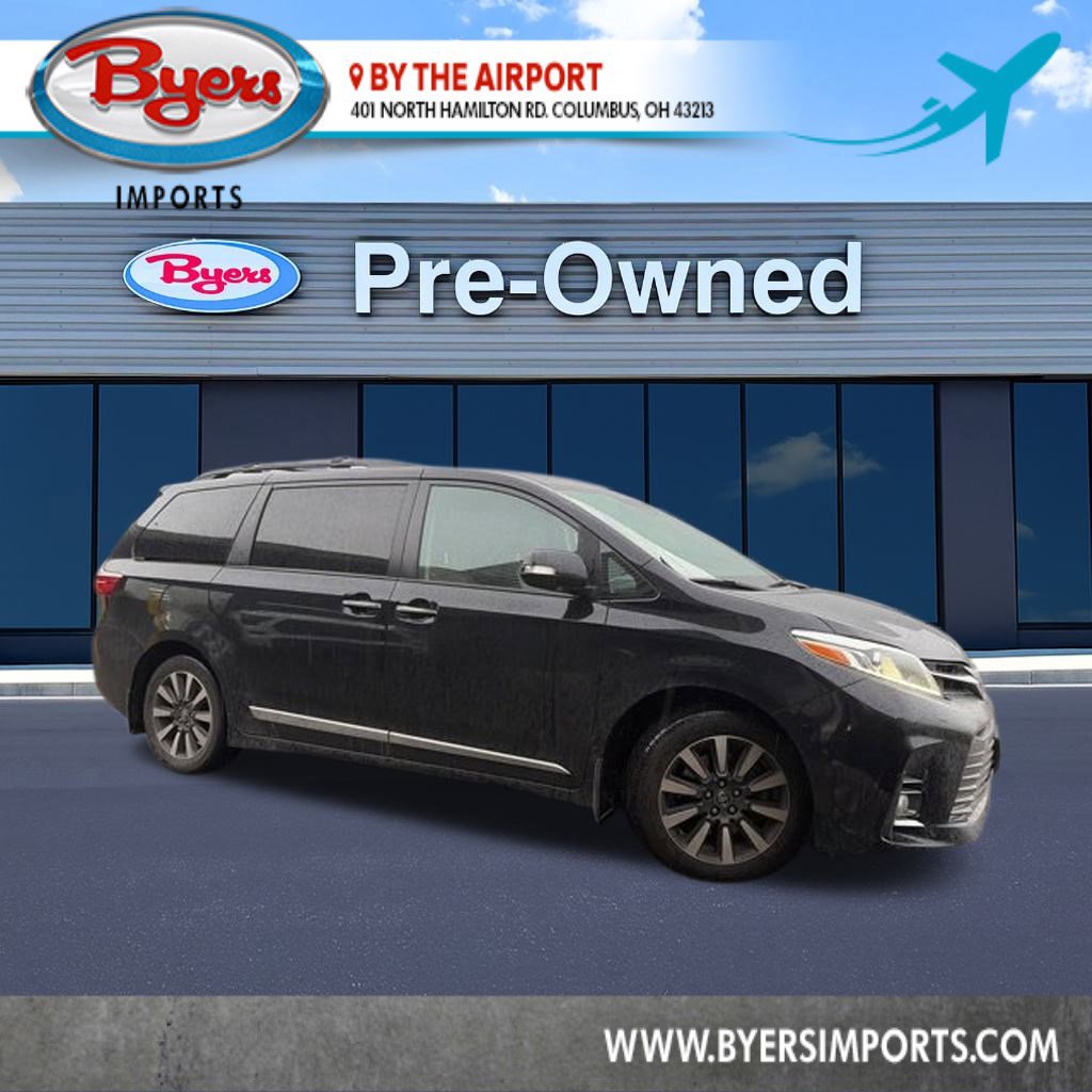 2019 Toyota Sienna Limited's photo