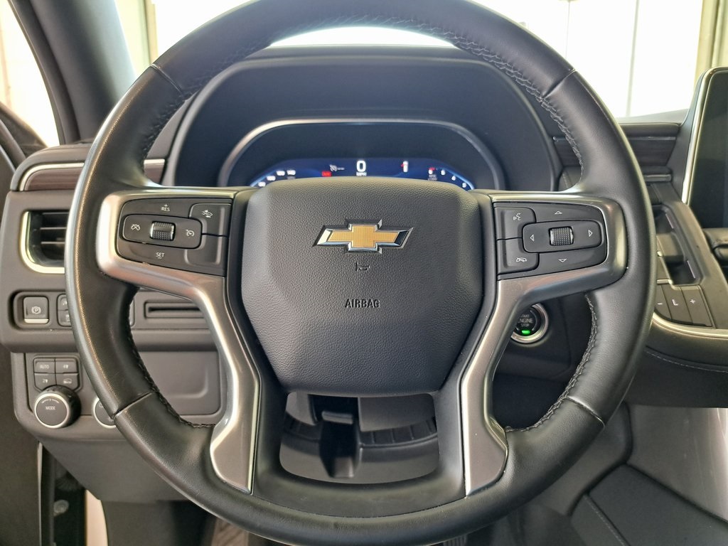 2023 Chevrolet Suburban LT photo 10