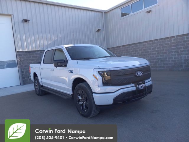 2025 Ford F-150 Lightning Flash's photo