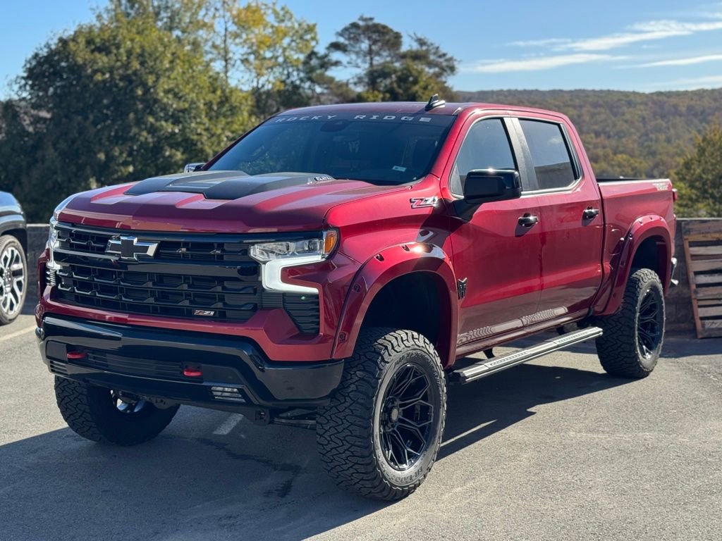 2025 Chevrolet Silverado 1500 LT Trail Boss photo 2