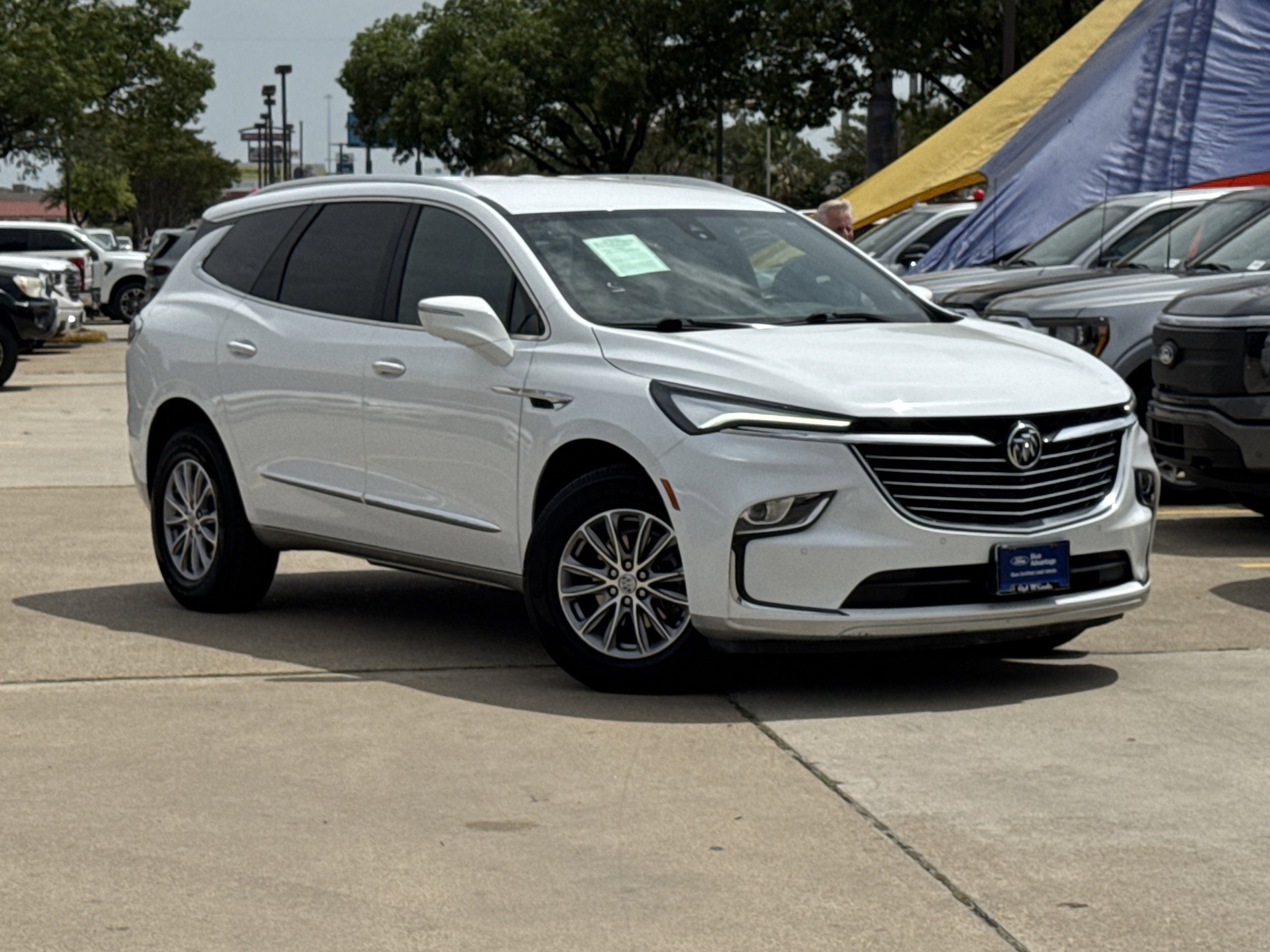 2024 Buick Enclave Premium's photo