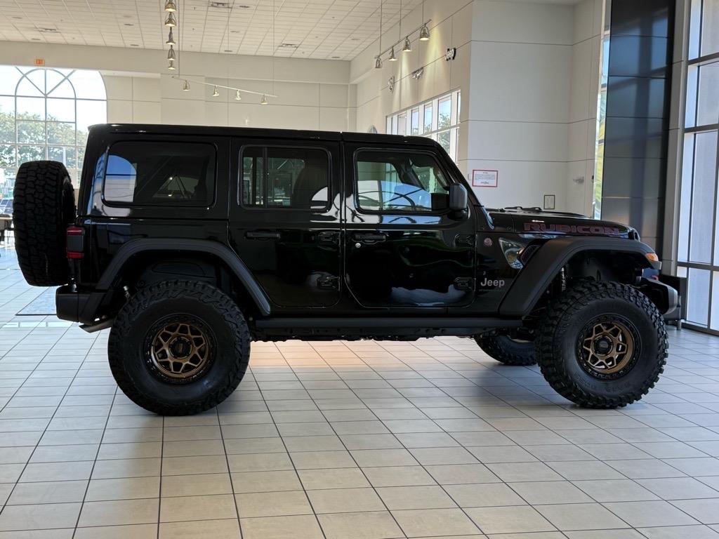 2025 Jeep Wrangler Rubicon photo 19