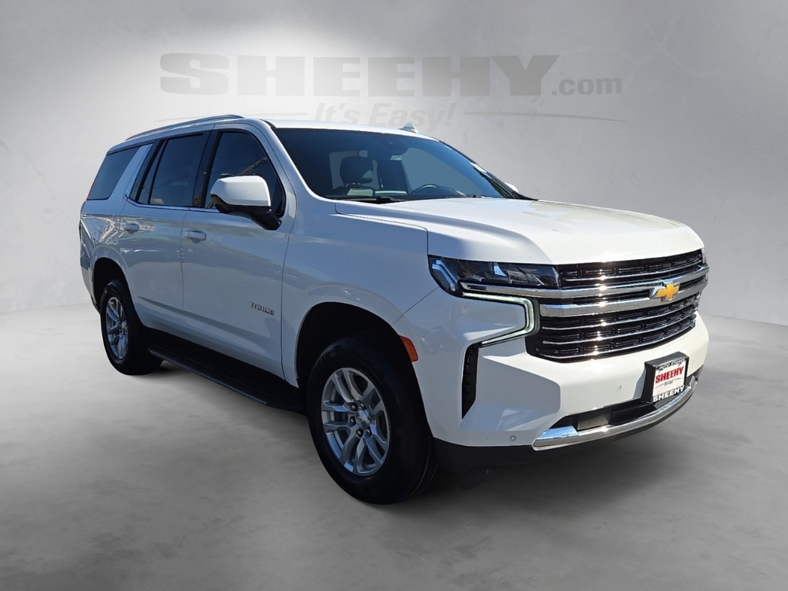 2023 Chevrolet Tahoe LT photo 2