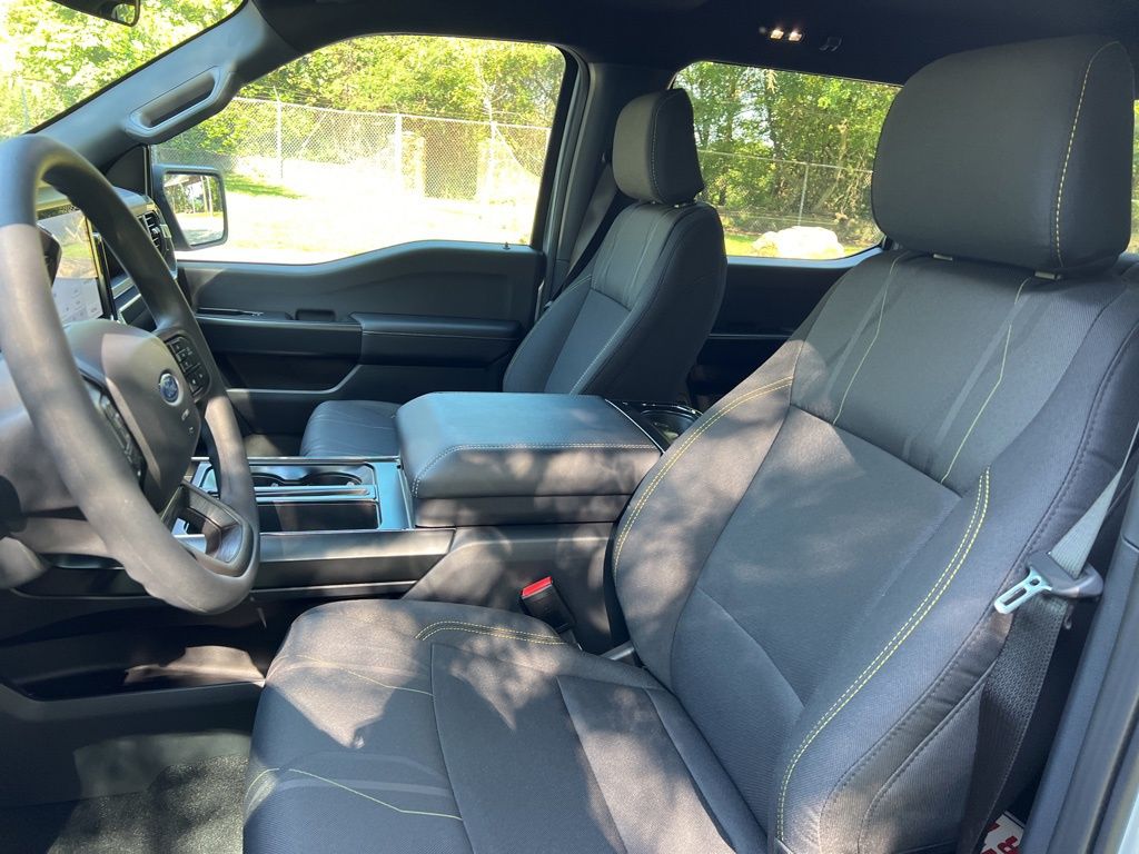 2025 Ford F-150 STX photo 11