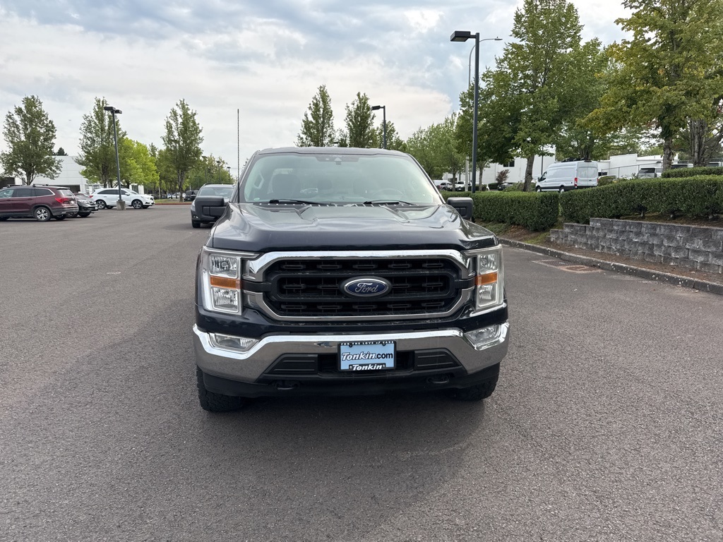 2021 Ford F-150 XLT photo 2