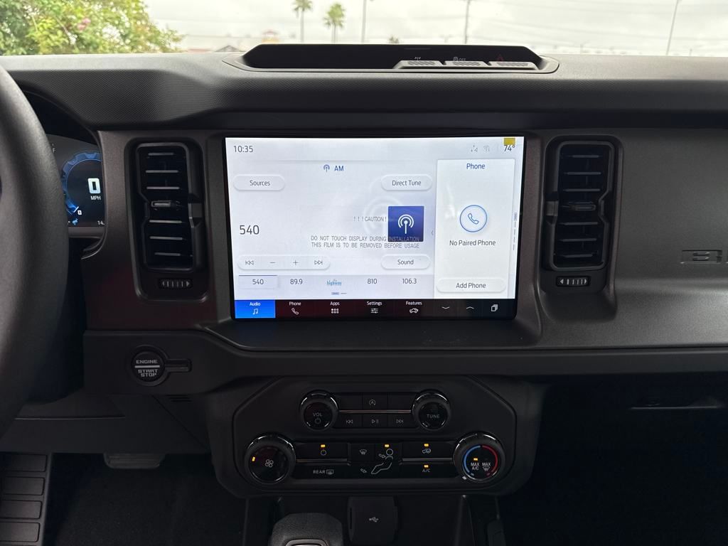 2025 Ford Bronco Base photo 21