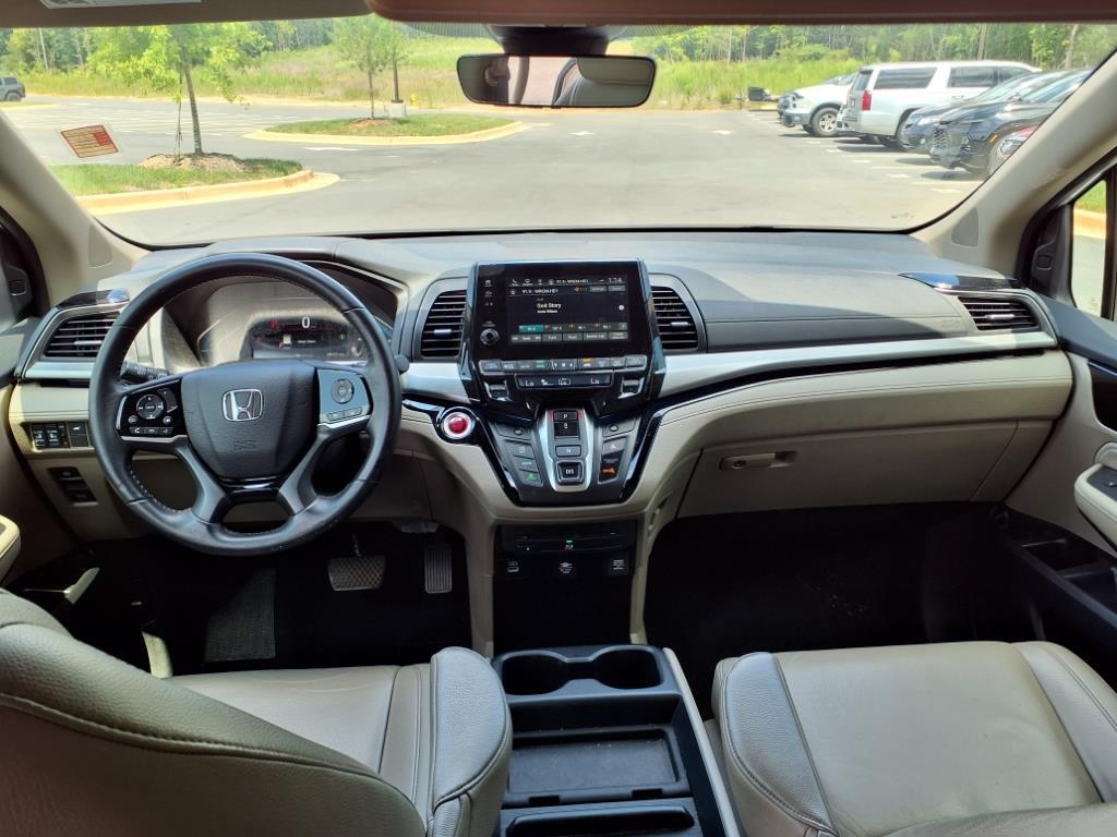 2021 Honda Odyssey Touring photo 30