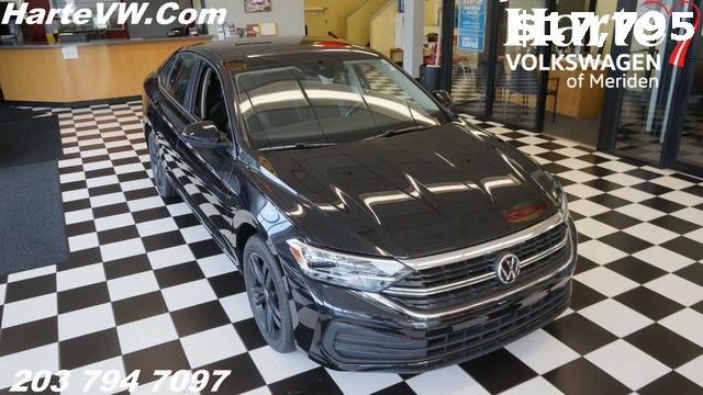 2022 Volkswagen Jetta SE's photo